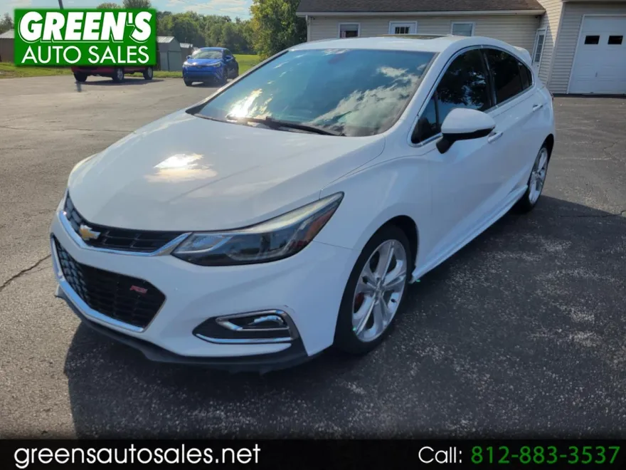 2017 Chevrolet Cruze Premier photo 1