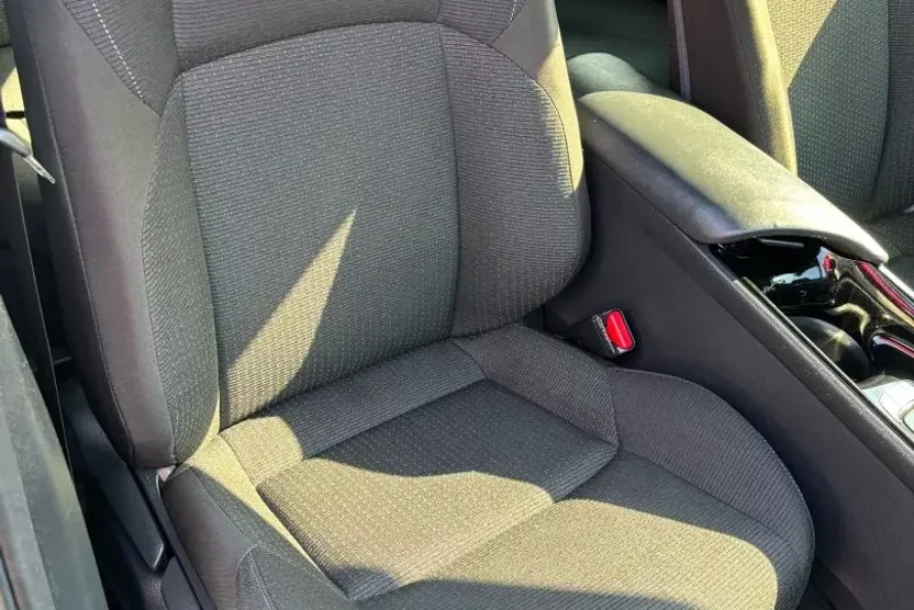2019 Toyota C-HR XLE Limited photo 1