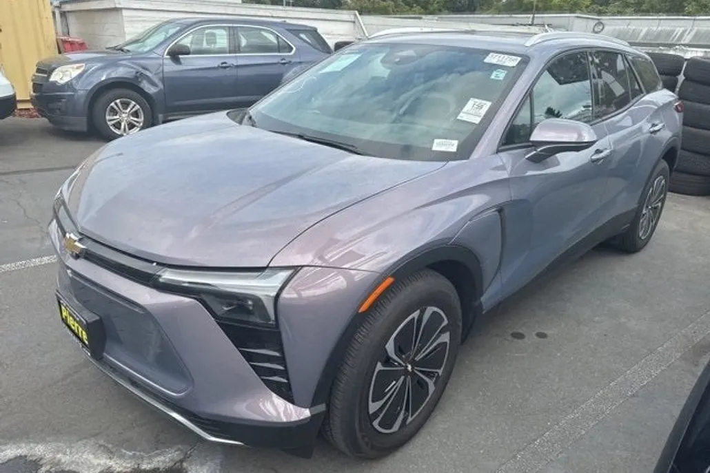 2024 Chevrolet Blazer EV photo 1