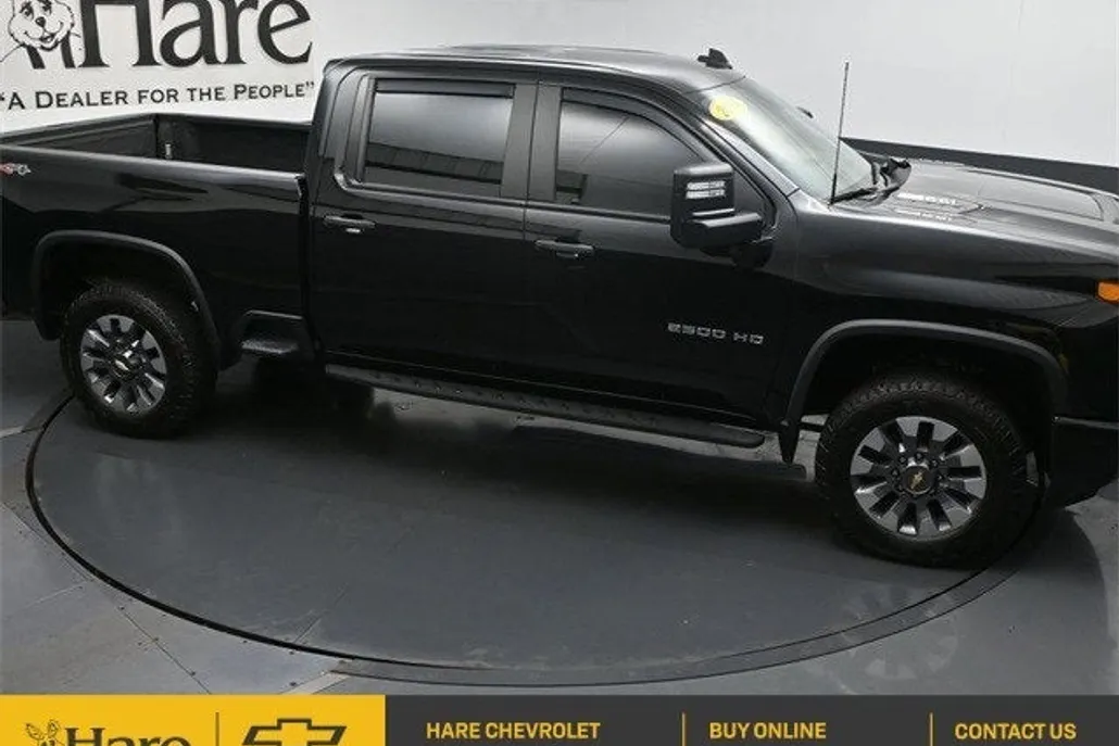 2024 Chevrolet Silverado 2500HD Custom photo 1