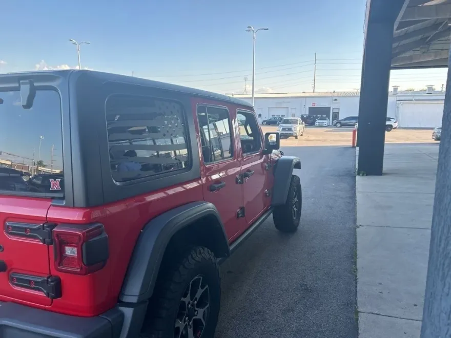 2018 Jeep Wrangler Unlimited Rubicon photo 1