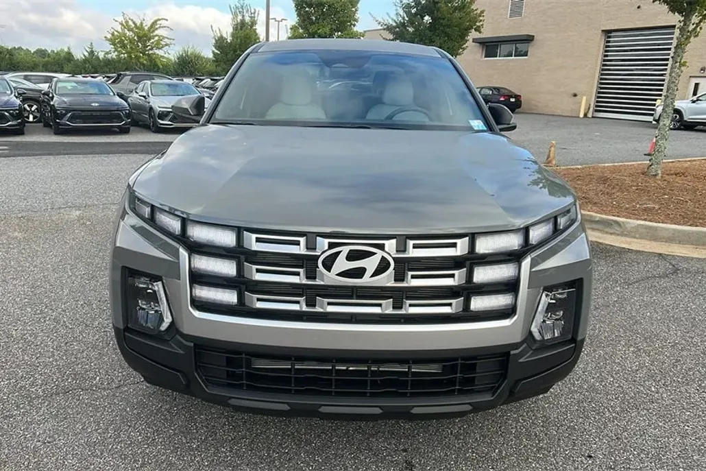 2026 Hyundai Santa Cruz SE photo 1