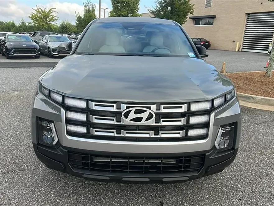 2026 Hyundai Santa Cruz SE photo 1
