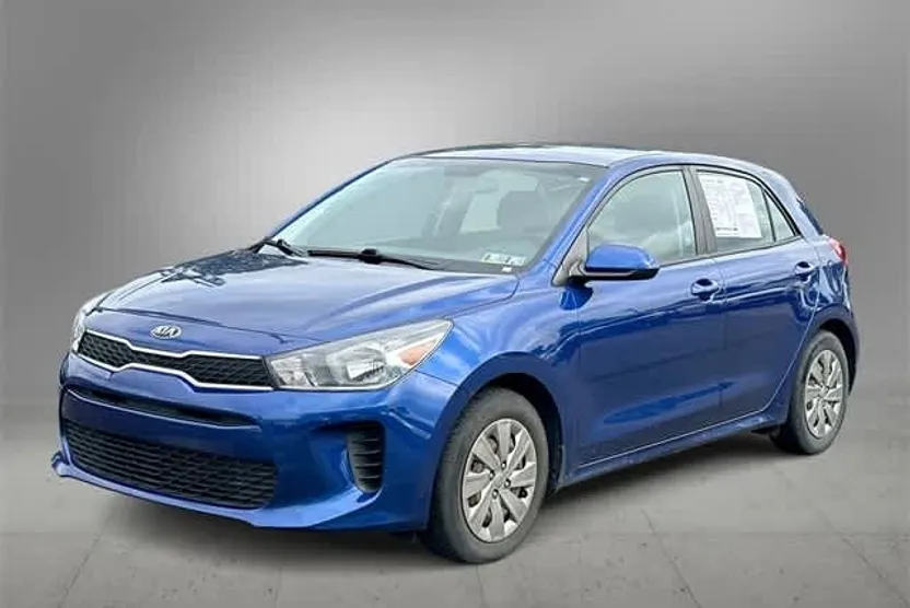 2019 Kia Rio S photo 1