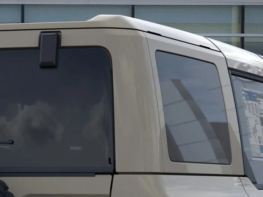 2025 Ford Bronco Badlands photo 1