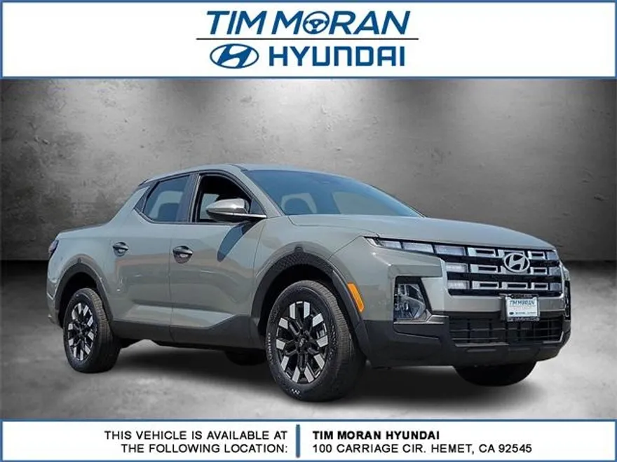2025 Hyundai Santa Cruz SE photo 1