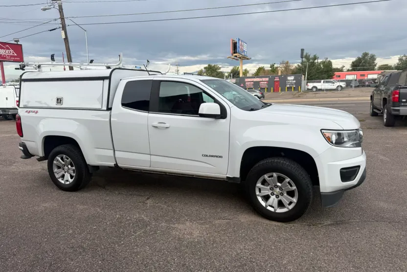 2019 Chevrolet Colorado LT photo 1