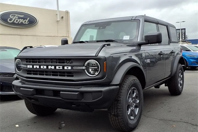2025 Ford Bronco Big Bend photo 1
