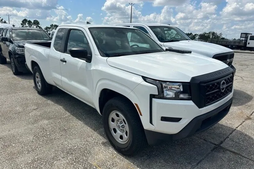 2022 Nissan Frontier S King Cab photo 1