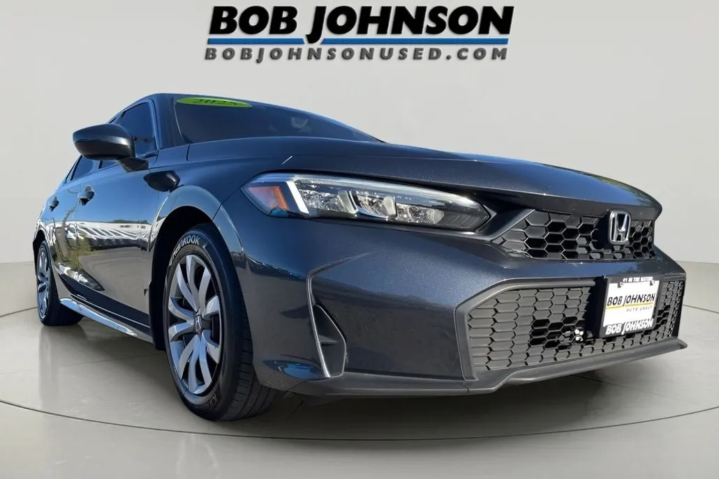2025 Honda Civic LX photo 1