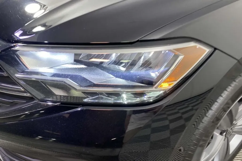 2024 Volkswagen Jetta SE photo 1