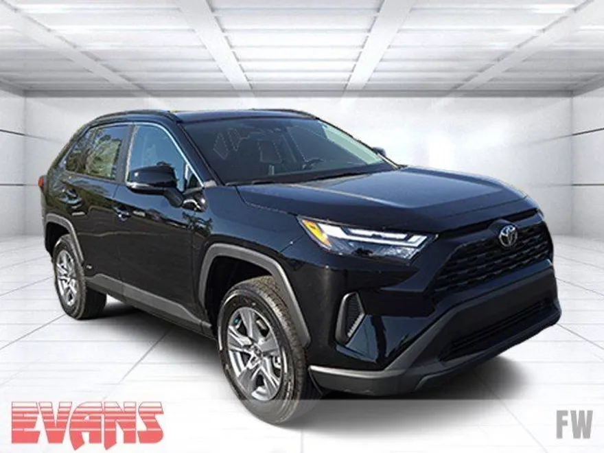 2025 Toyota RAV4 Hybrid XLE photo 1
