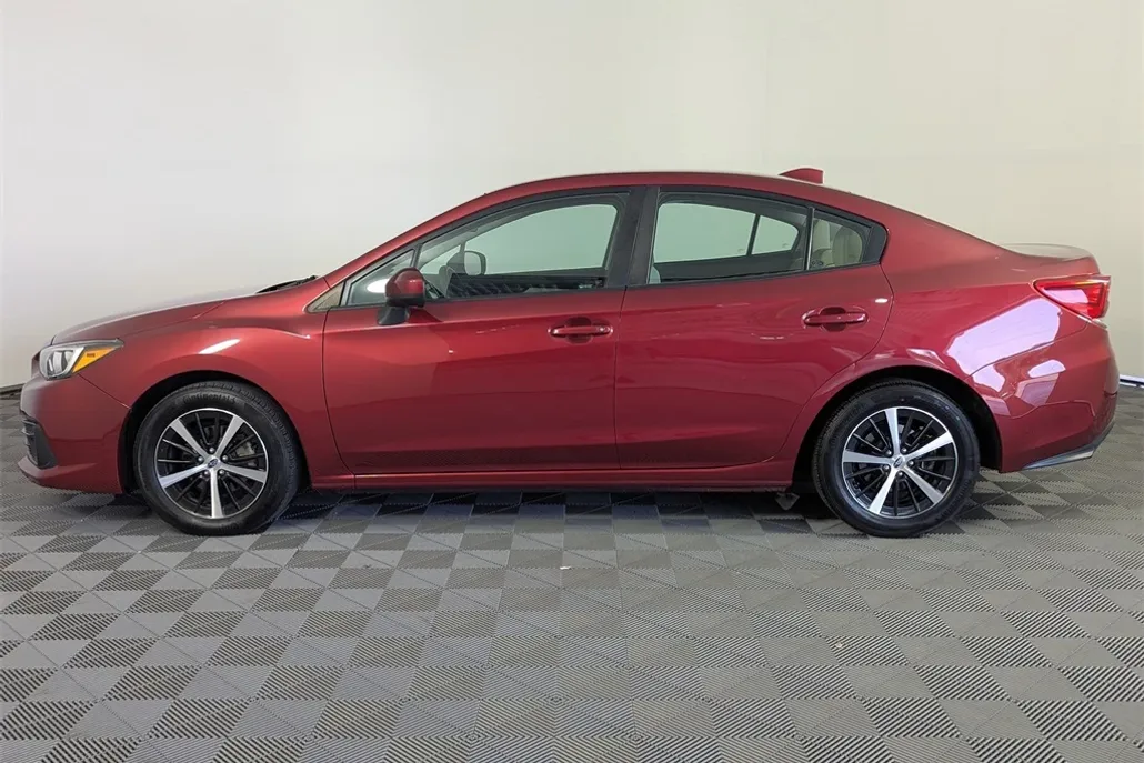 2023 Subaru Impreza Premium photo 1