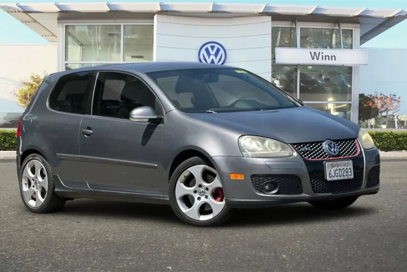 2009 Volkswagen Golf GTI Base photo 1