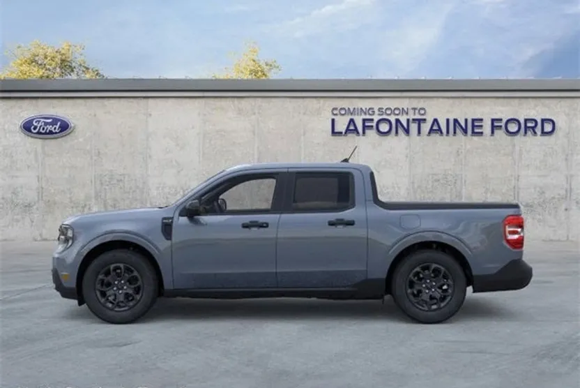 2025 Ford Maverick XLT photo 1