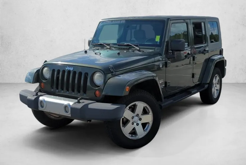 2009 Jeep Wrangler Unlimited Sahara photo 1