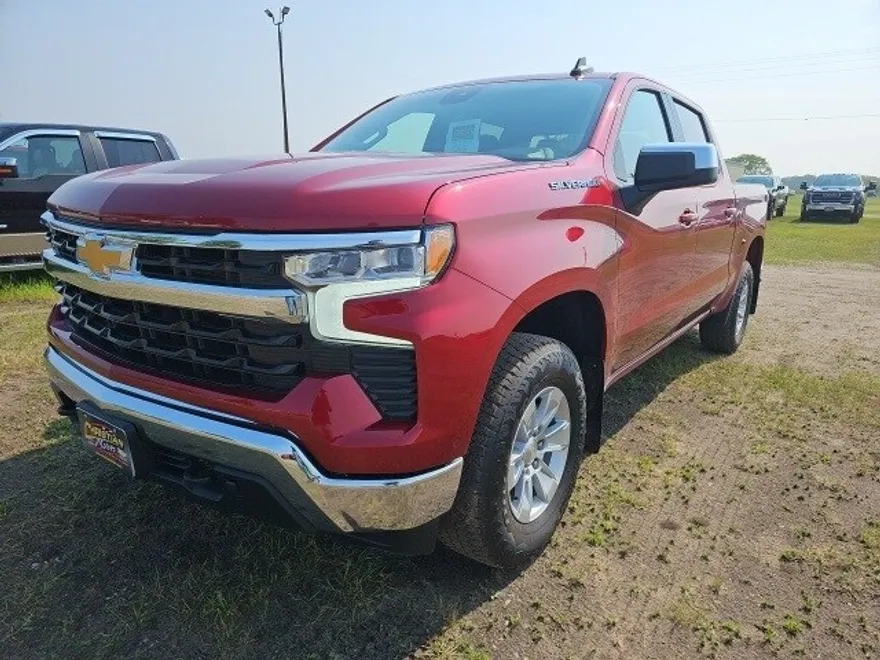 2024 Chevrolet Silverado 1500 LT photo 1