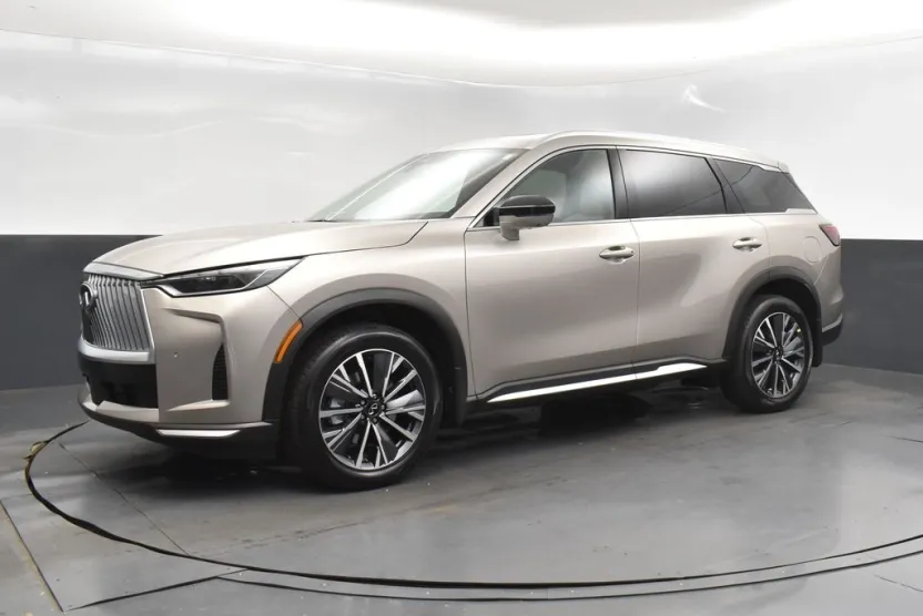 2026 Infiniti QX60 Luxe photo 1