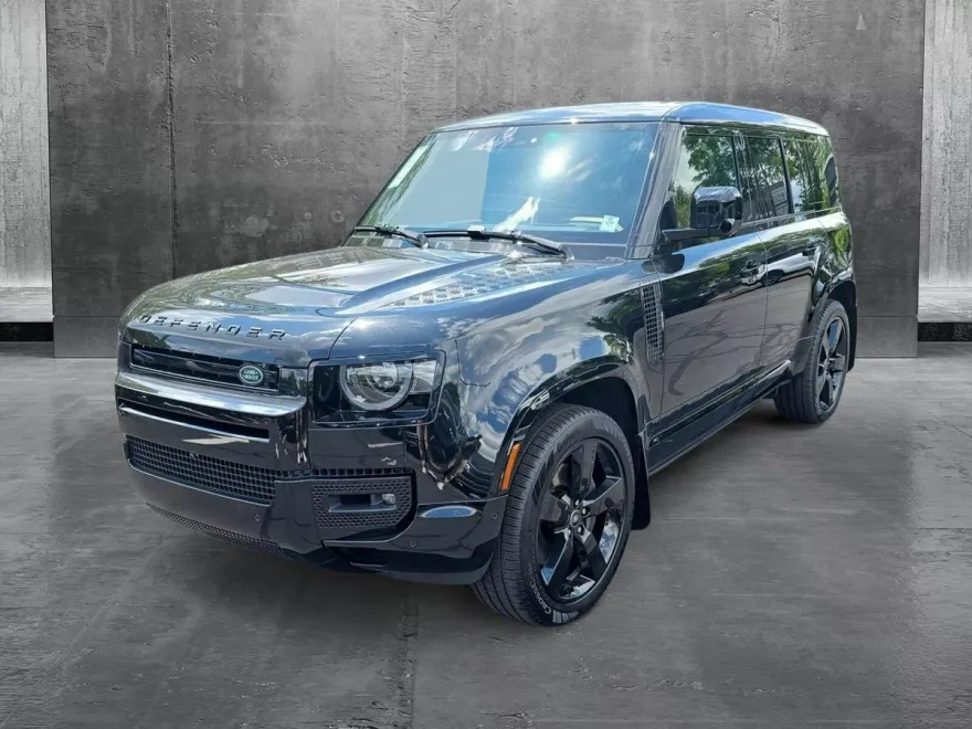 2025 Land Rover Defender X-Dynamic SE photo 1
