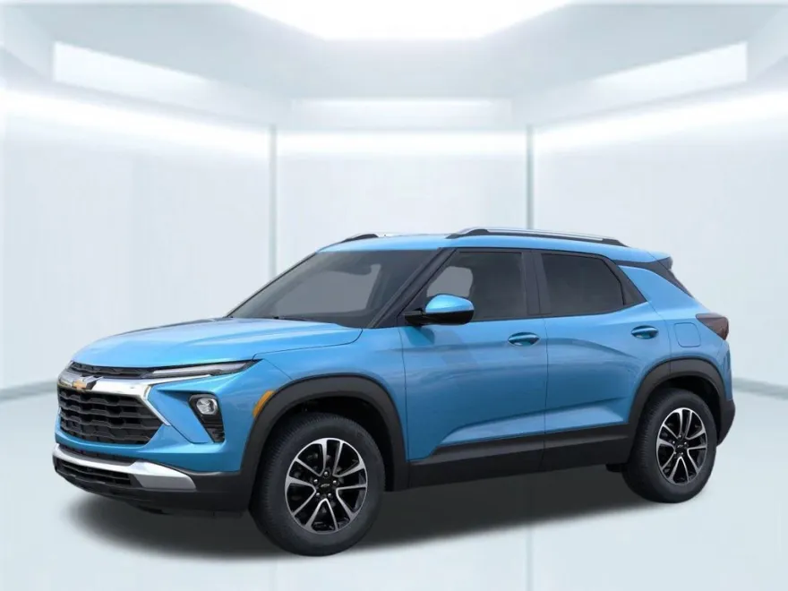 2025 Chevrolet Trailblazer LT photo 1
