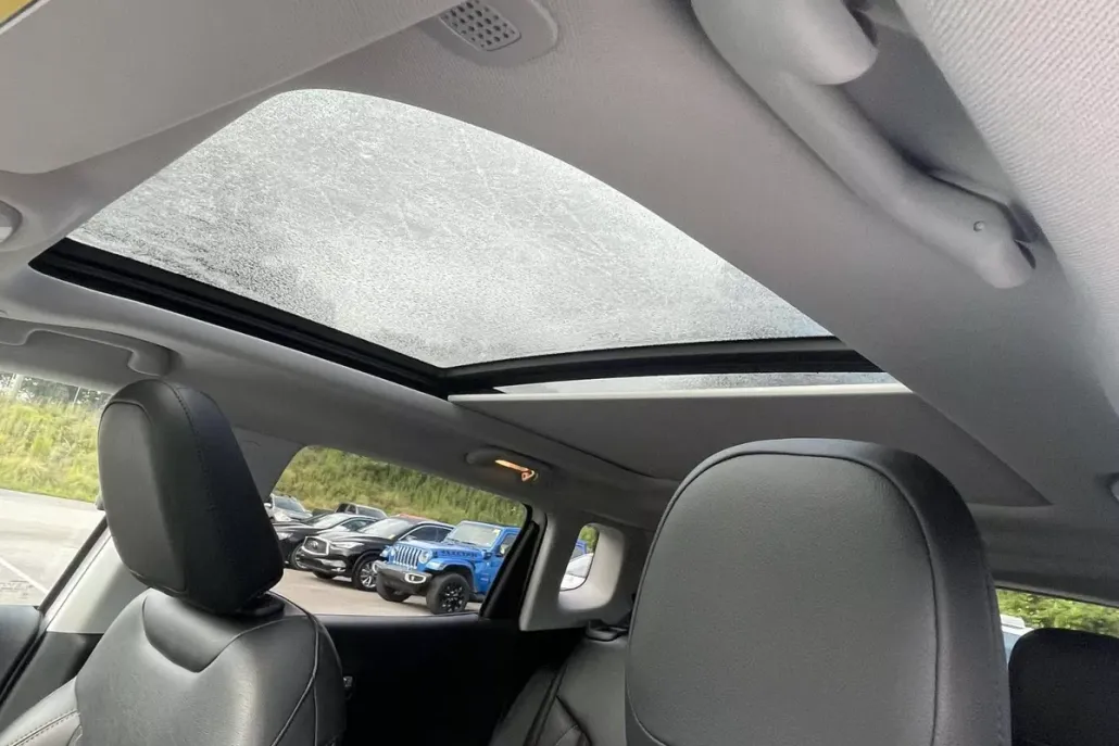 2020 Jeep Compass Latitude photo 1