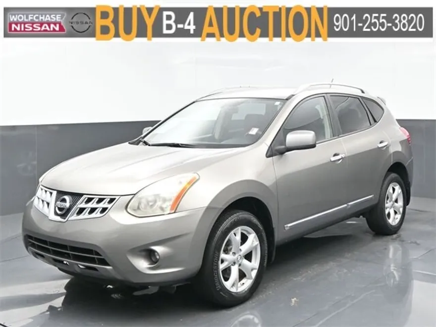2011 Nissan Rogue SV photo 1