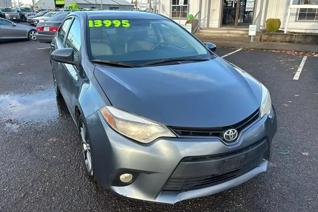 2016 Toyota Corolla L photo 1