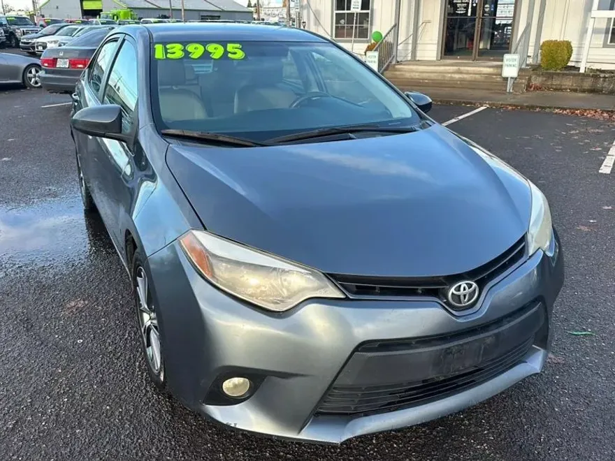 2016 Toyota Corolla L photo 1