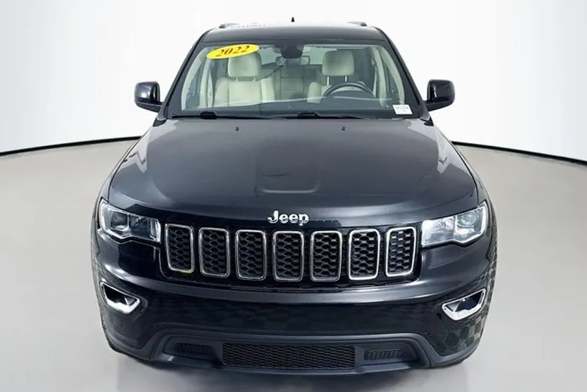 2022 Jeep Cherokee Laredo photo 1