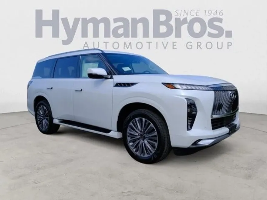 2025 Infiniti QX80 Luxe photo 1