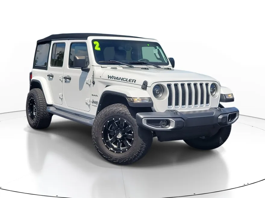 2022 Jeep Wrangler Unlimited Sahara photo 1