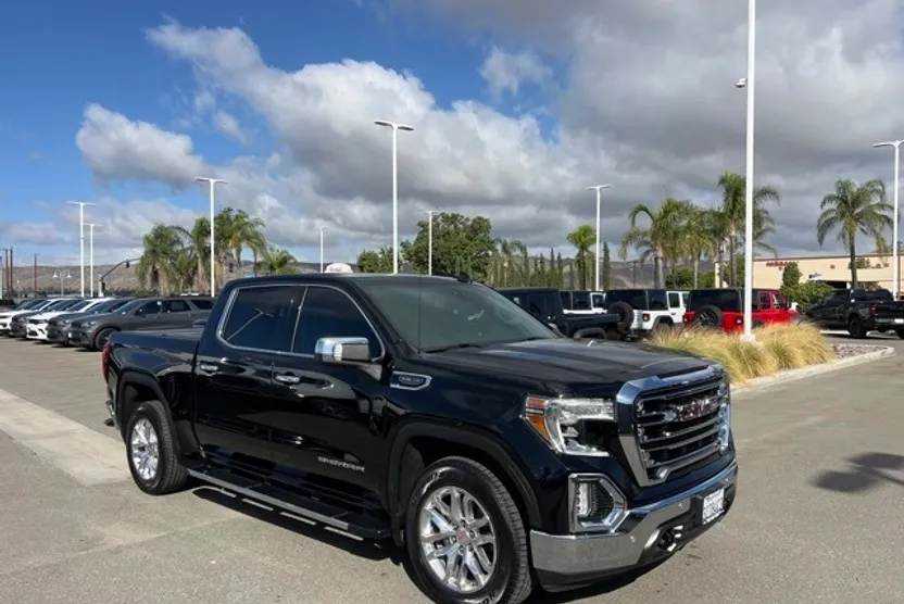 2021 Gmc Sierra 1500 SLT photo 1