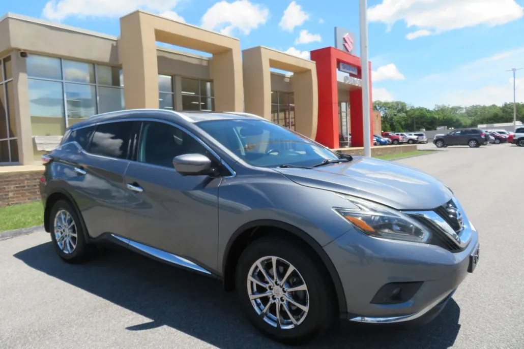 2018 Nissan Murano SL photo 1