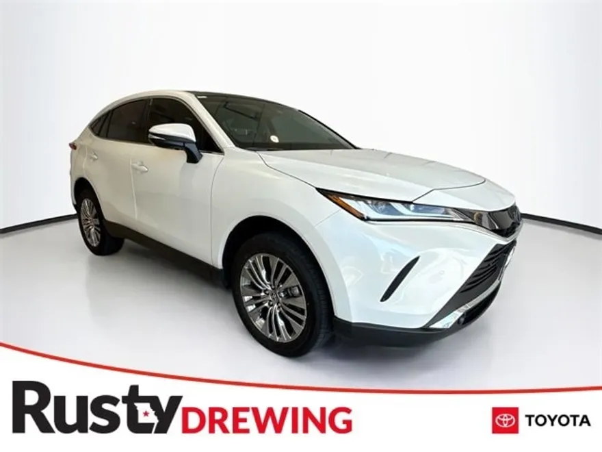 2024 Toyota Venza LE photo 1