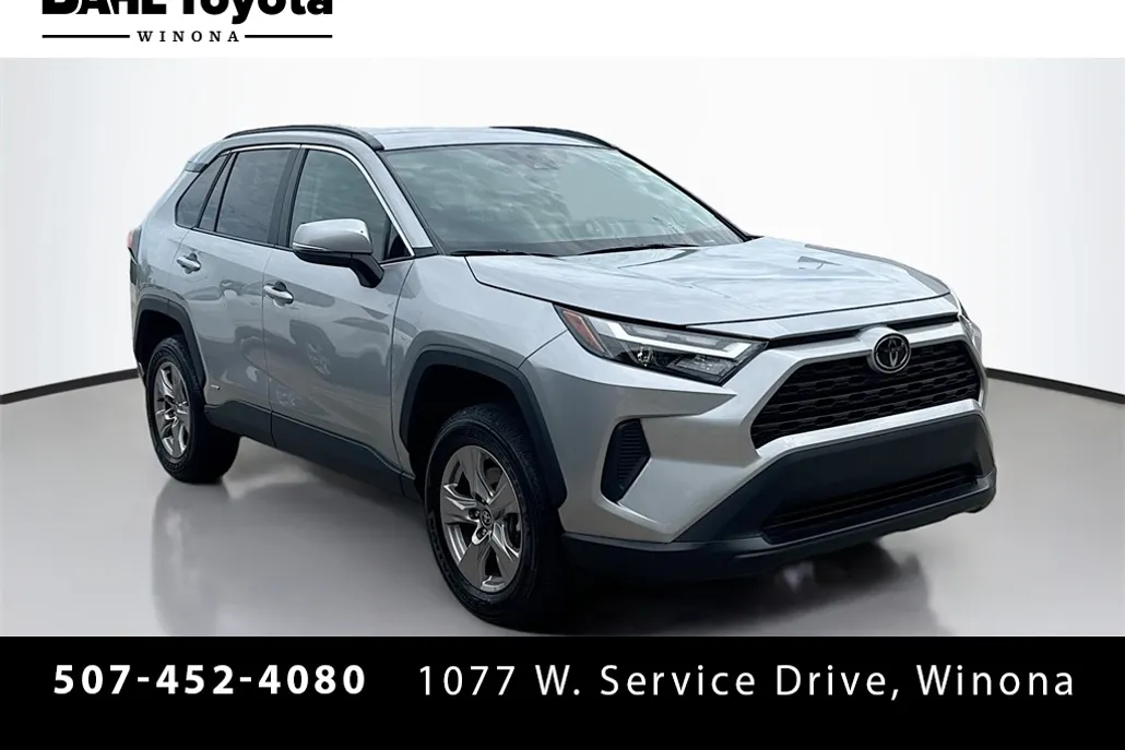 2025 Toyota RAV4 Hybrid XLE photo 1