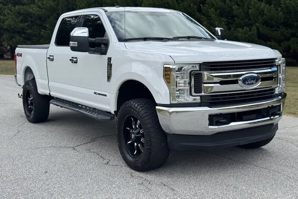 2018 Ford F-250 XLT photo 1