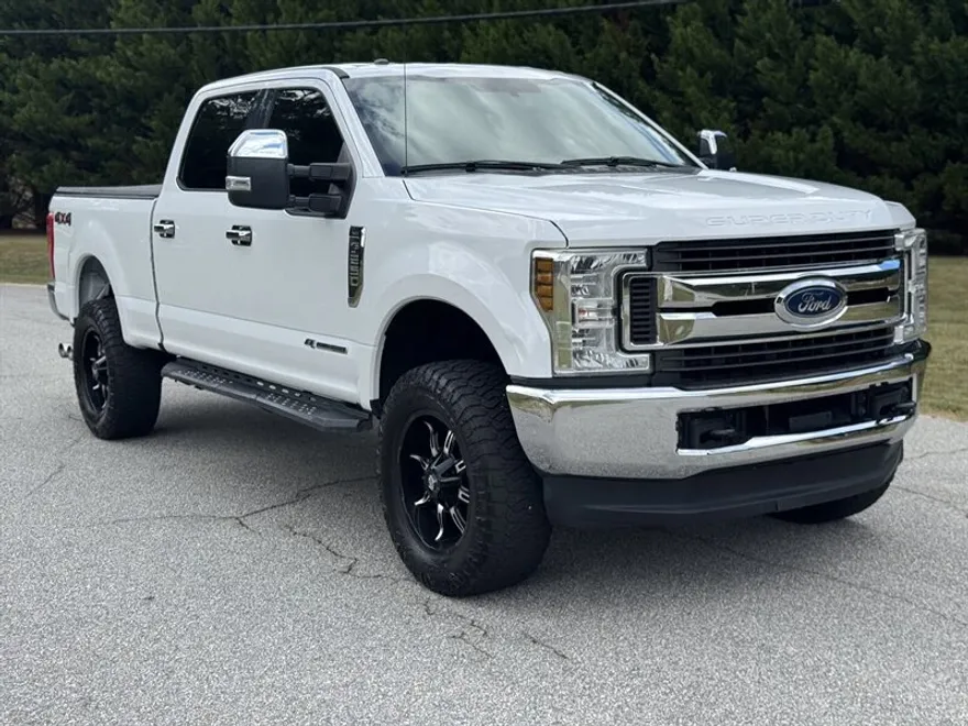 2018 Ford F-250 XLT photo 1