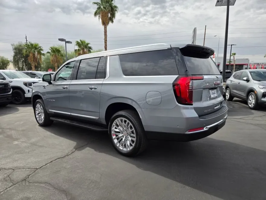 2025 Gmc Yukon XL photo 1