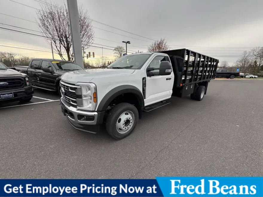 2025 Ford F-550 XL photo 1