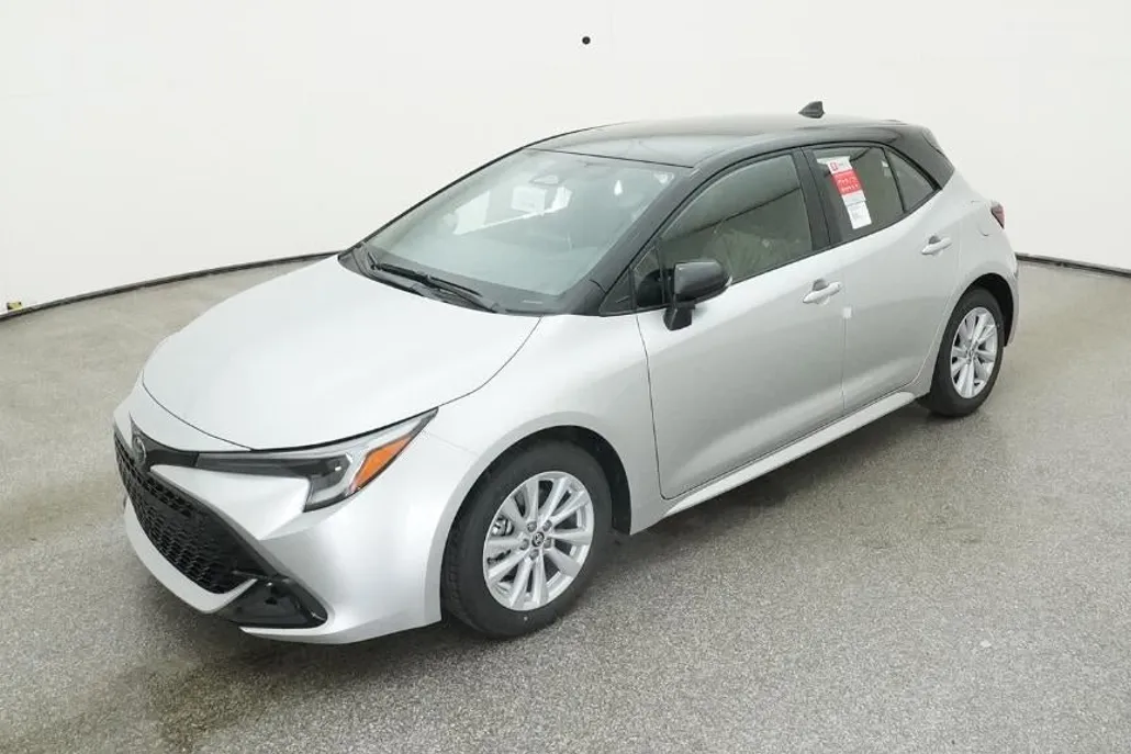 2025 Toyota Corolla SE photo 1