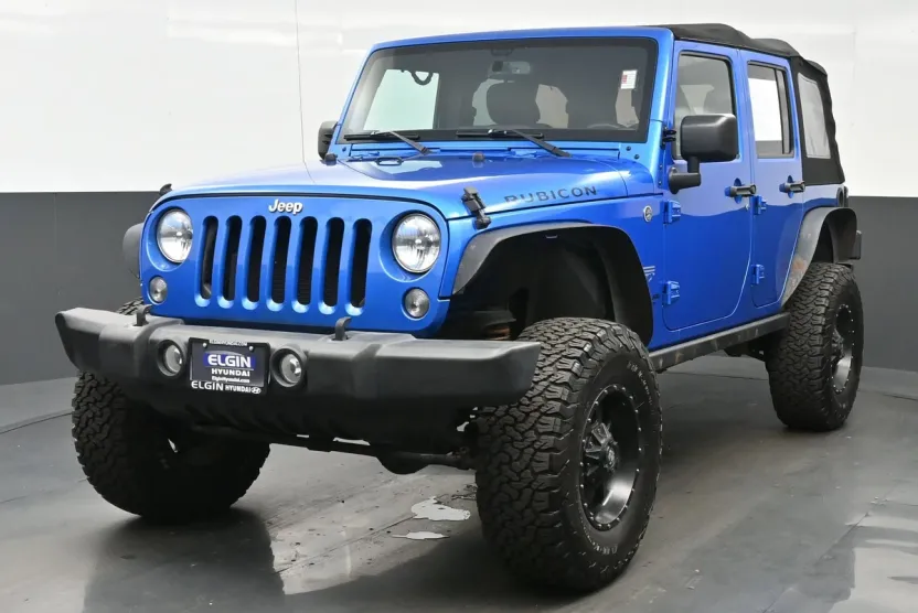 2015 Jeep Wrangler Unlimited Rubicon photo 1