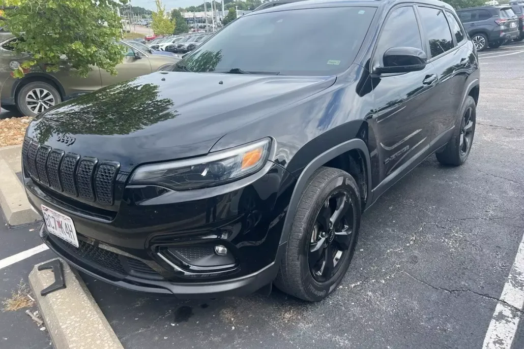 2021 Jeep Cherokee Altitude photo 1