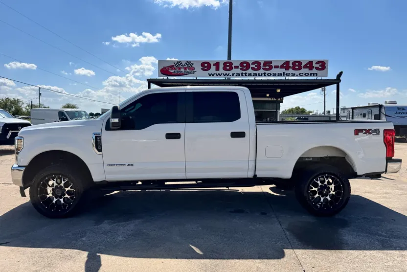 2019 Ford F-350 XL photo 1
