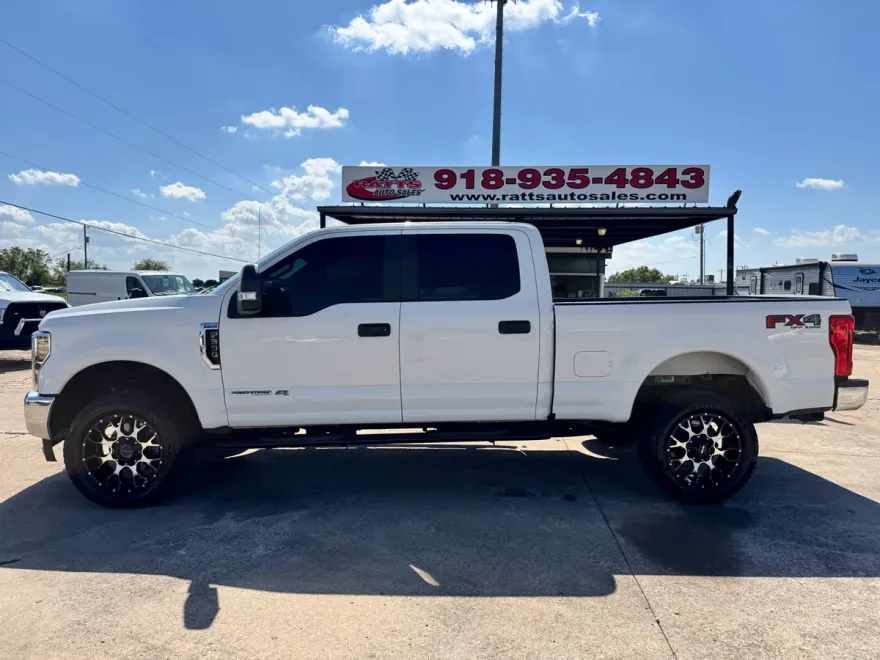 2019 Ford F-350 XL photo 1