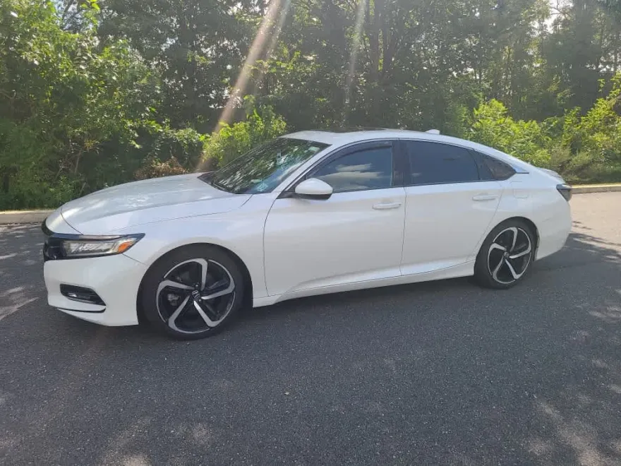 2018 Honda Accord Sport 1.5T photo 1