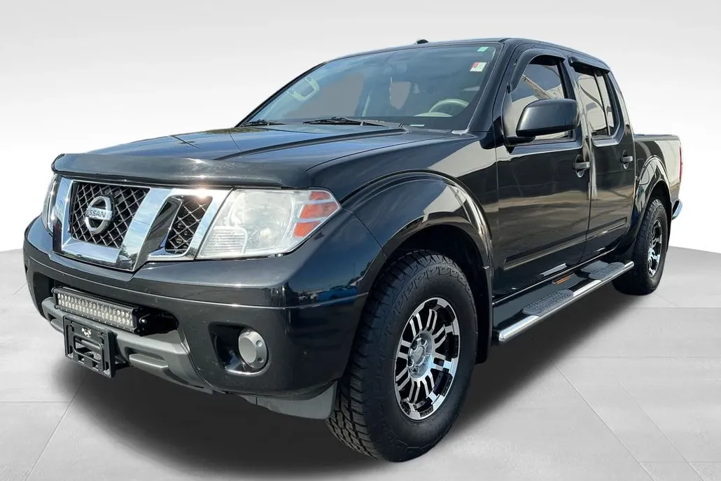 2017 Nissan Frontier SV photo 1