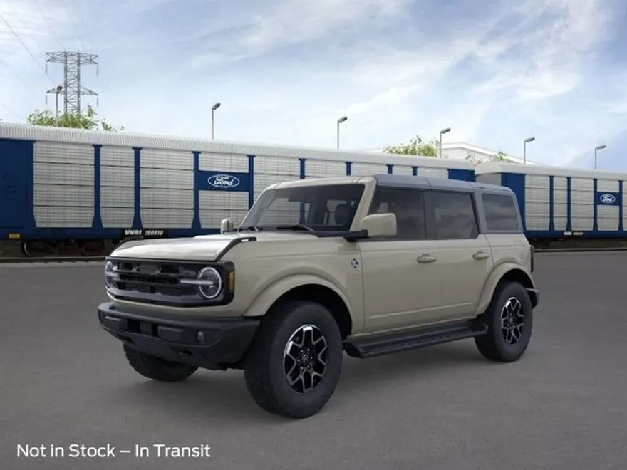 2025 Ford Bronco Outer Banks photo 1
