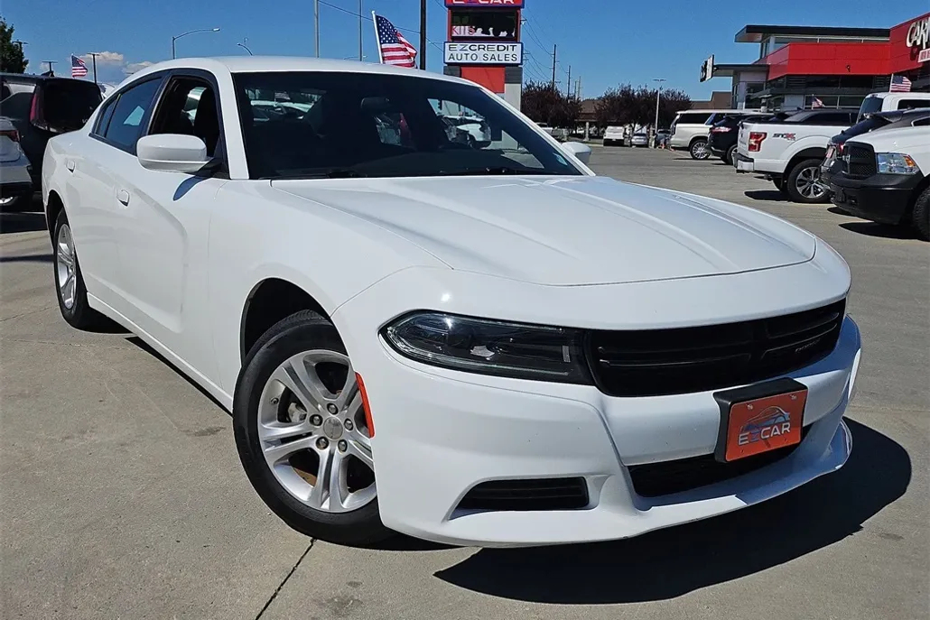 2022 Dodge Charger SXT photo 1
