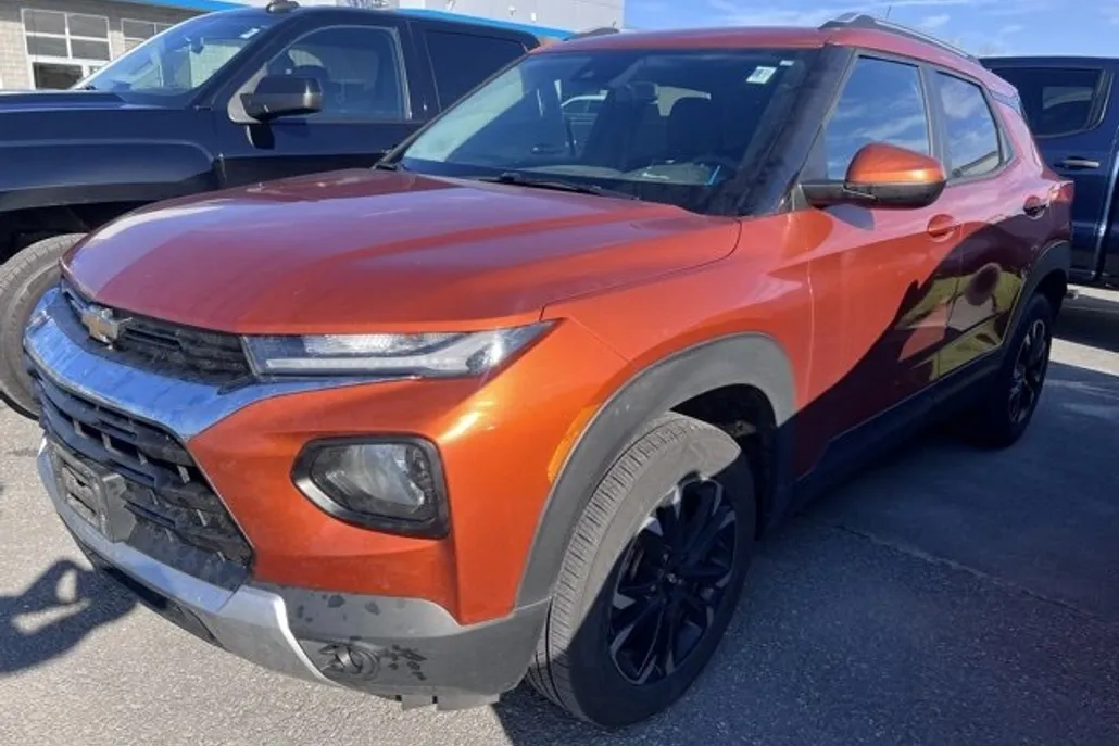 2022 Chevrolet Trailblazer LT photo 1