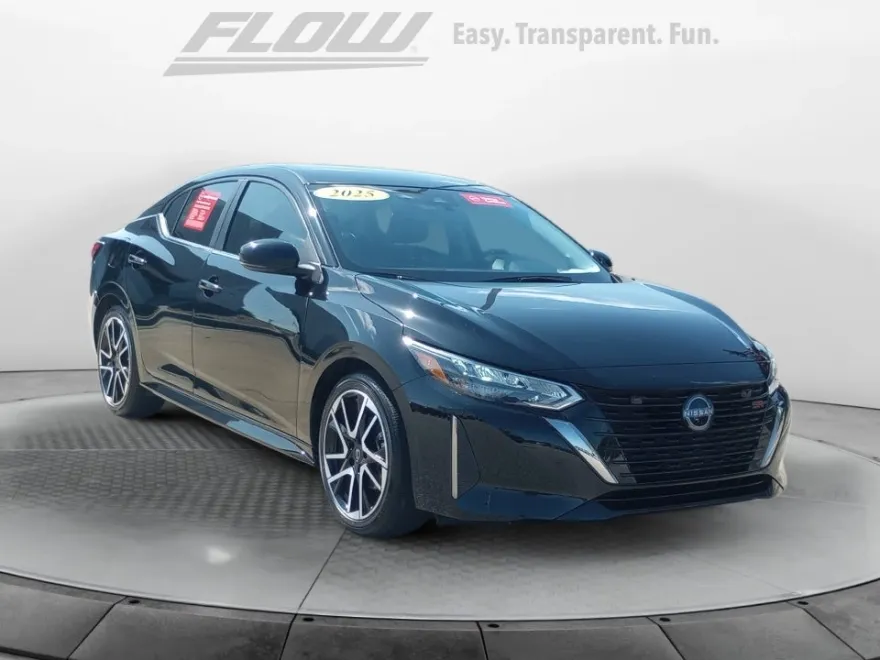 2025 Nissan Sentra SR photo 1